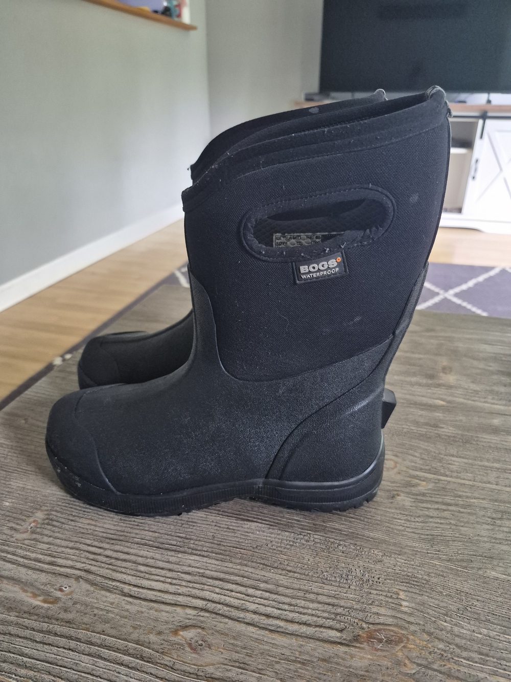 Bogs Boots - Picture 2 of 6